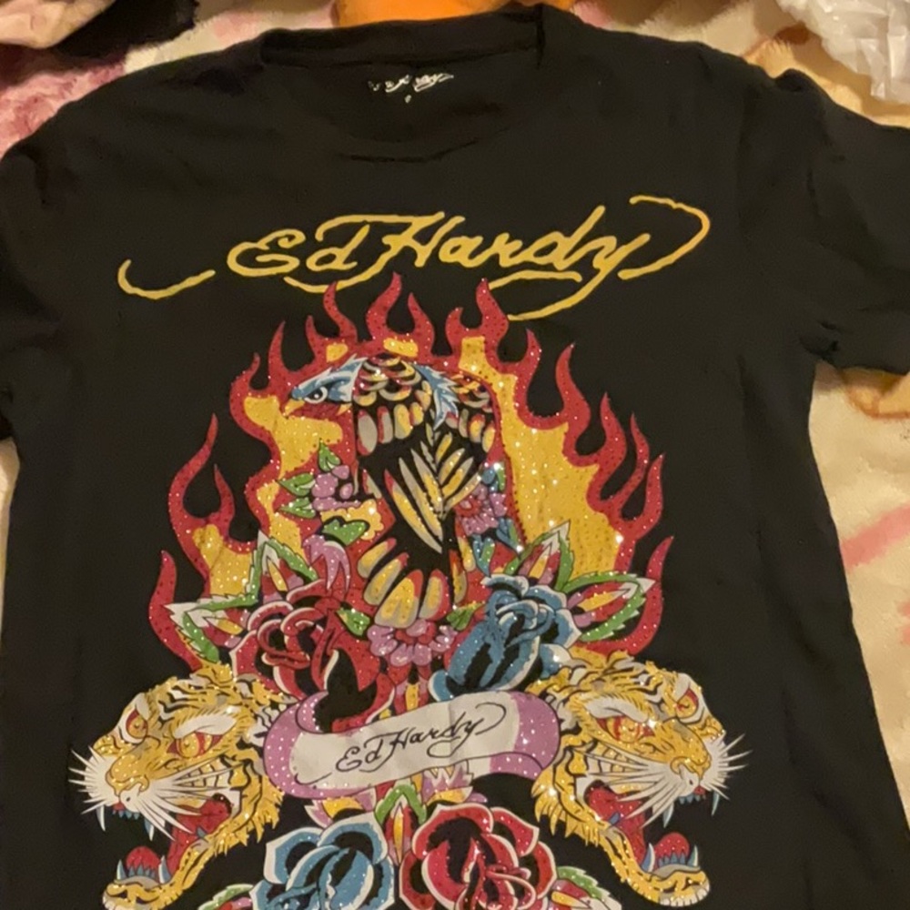 Ed Hardy Black Tee with Vibrant Graphic